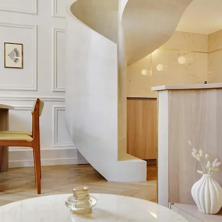 Oniri - Serviced Rue Furstenberg - Saint Germain * Parigi